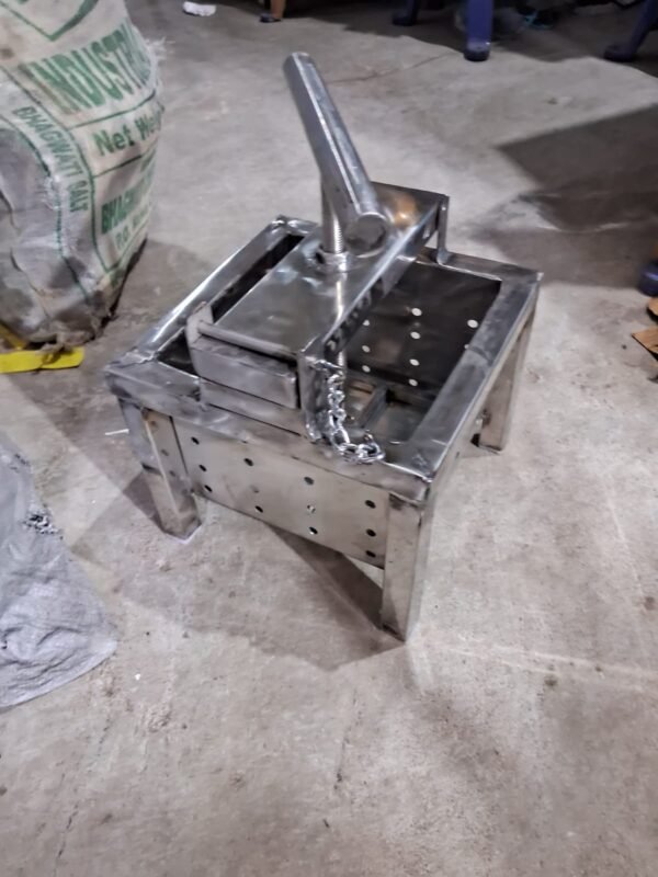 Manual paneer press machine